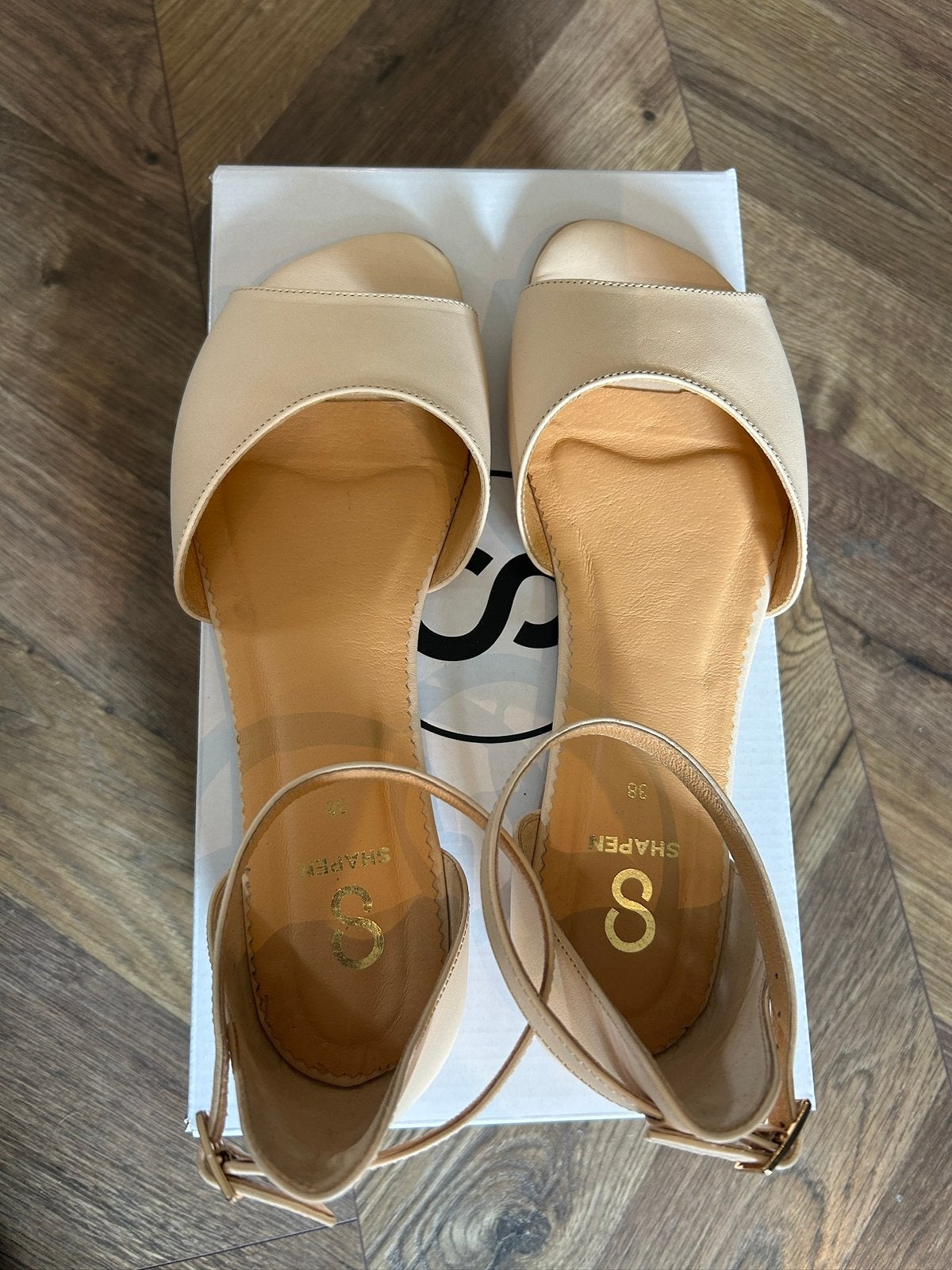 Gloednieuw barefootschoentje Shapen Lily maat 38, Kleding | Dames, Schoenen, Ophalen of Verzenden, Zo goed als nieuw, Sneakers of Gympen