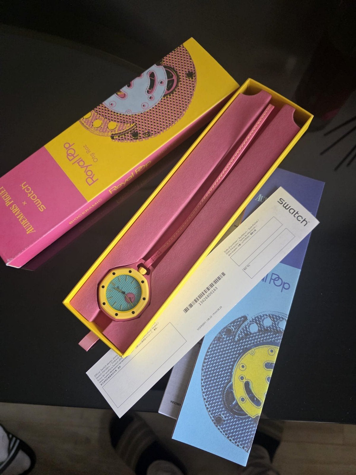 AP x Swatch Roval Pop OTG Roze NIEUW, Ophalen of Verzenden