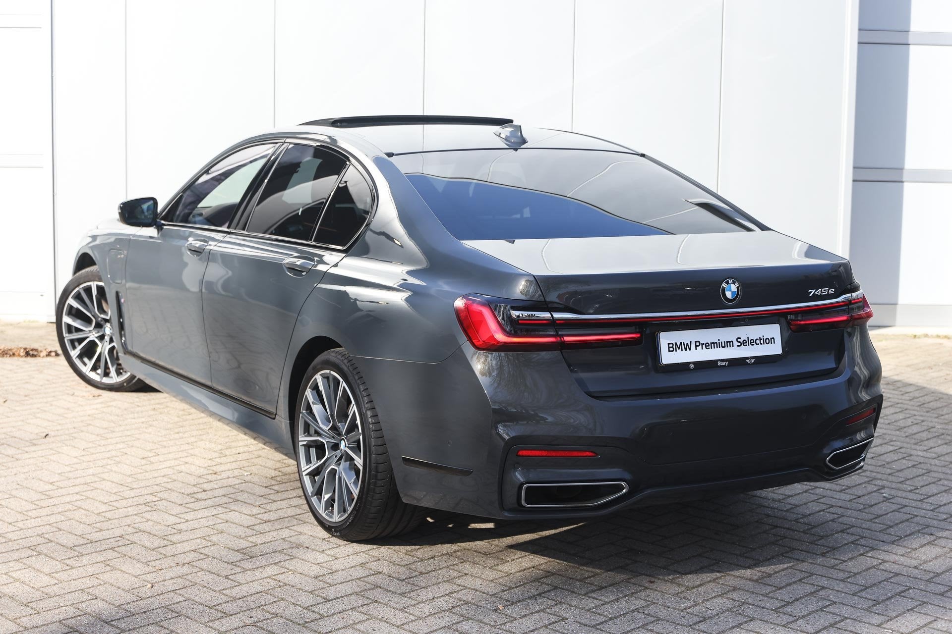 BMW 7 Serie 745e High Executive M Sport Automaat / Schuif-ka, Auto's, BMW, Cruise Control, Achterwielaandrijving, Gebruikt, 394 pk