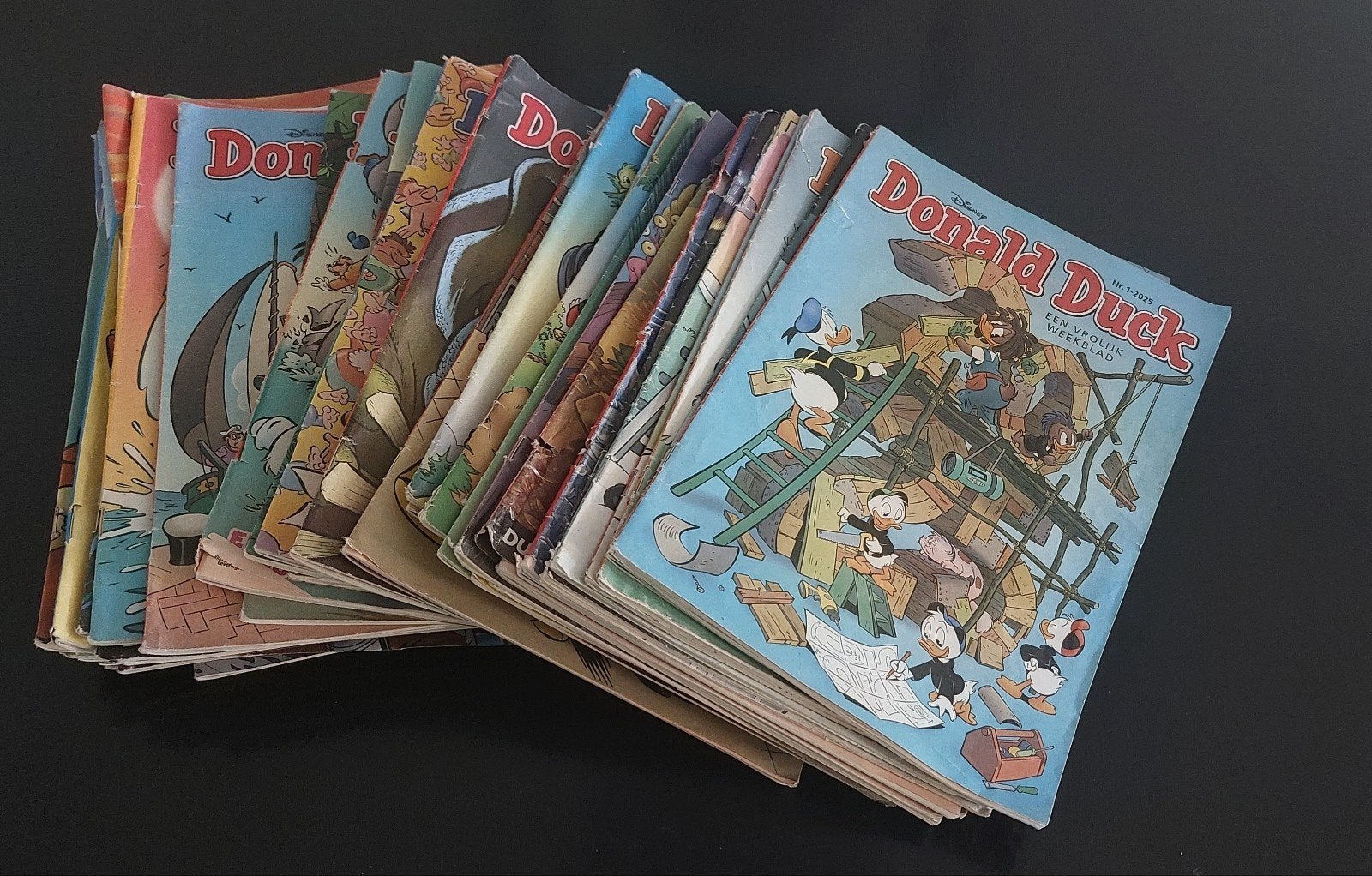 Vakantietip: Donald Duck Jaargang 2025, Meerdere stripboeken, Ophalen, Gelezen
