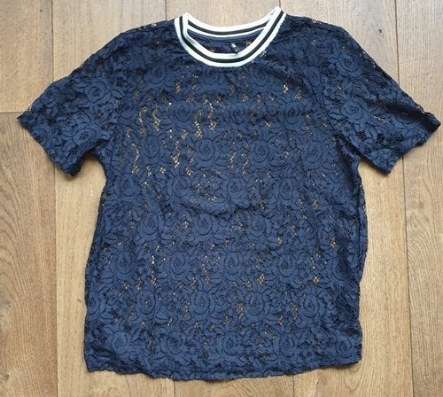 Donkerblauw Kanten Shirtje Only (M), Maat 38/40 (M), Only, Blauw, Ophalen of Verzenden