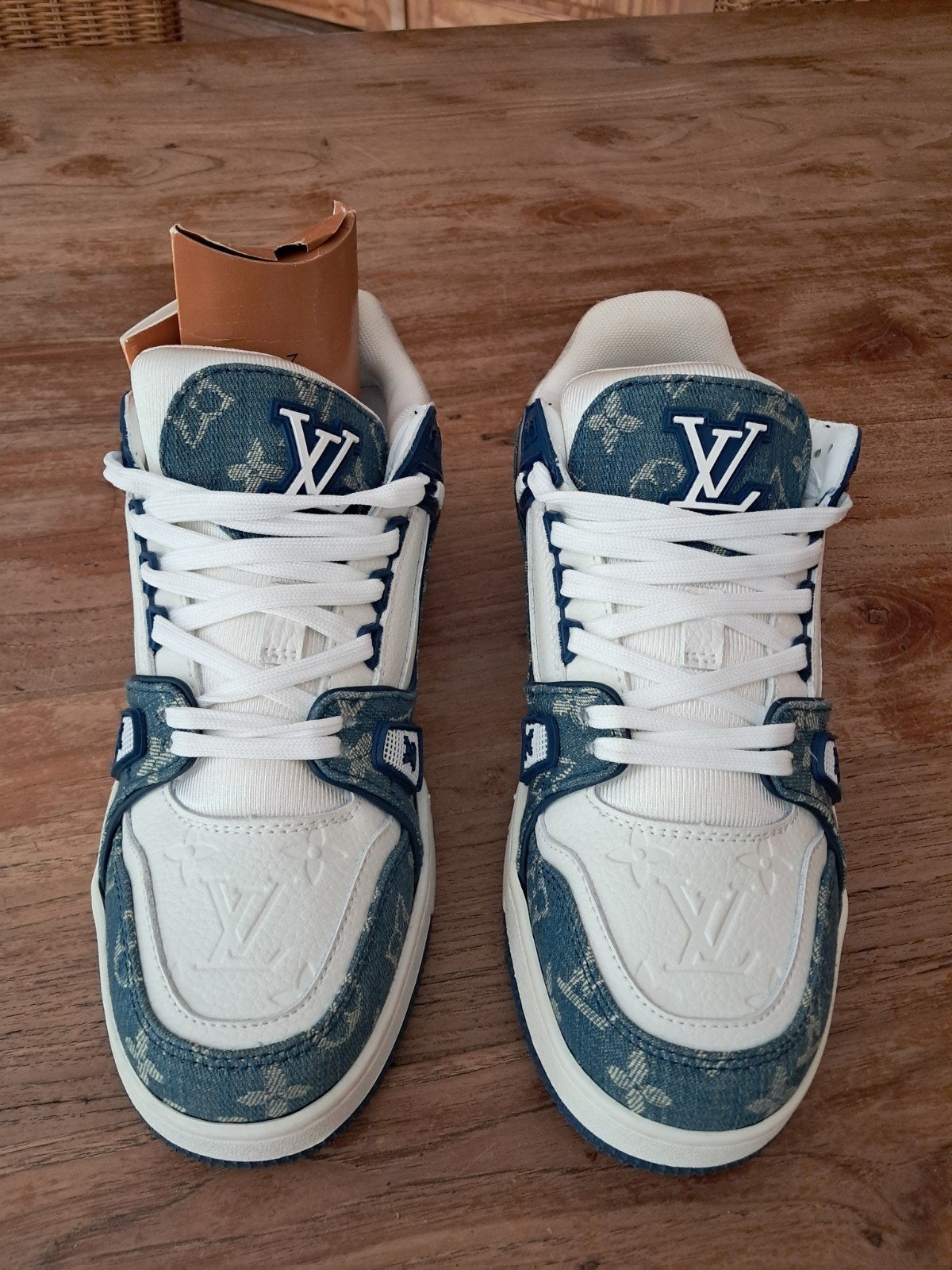 Louis Vuitton sneakers, Blauw, Nieuw, Ophalen of Verzenden, Sneakers of Gympen