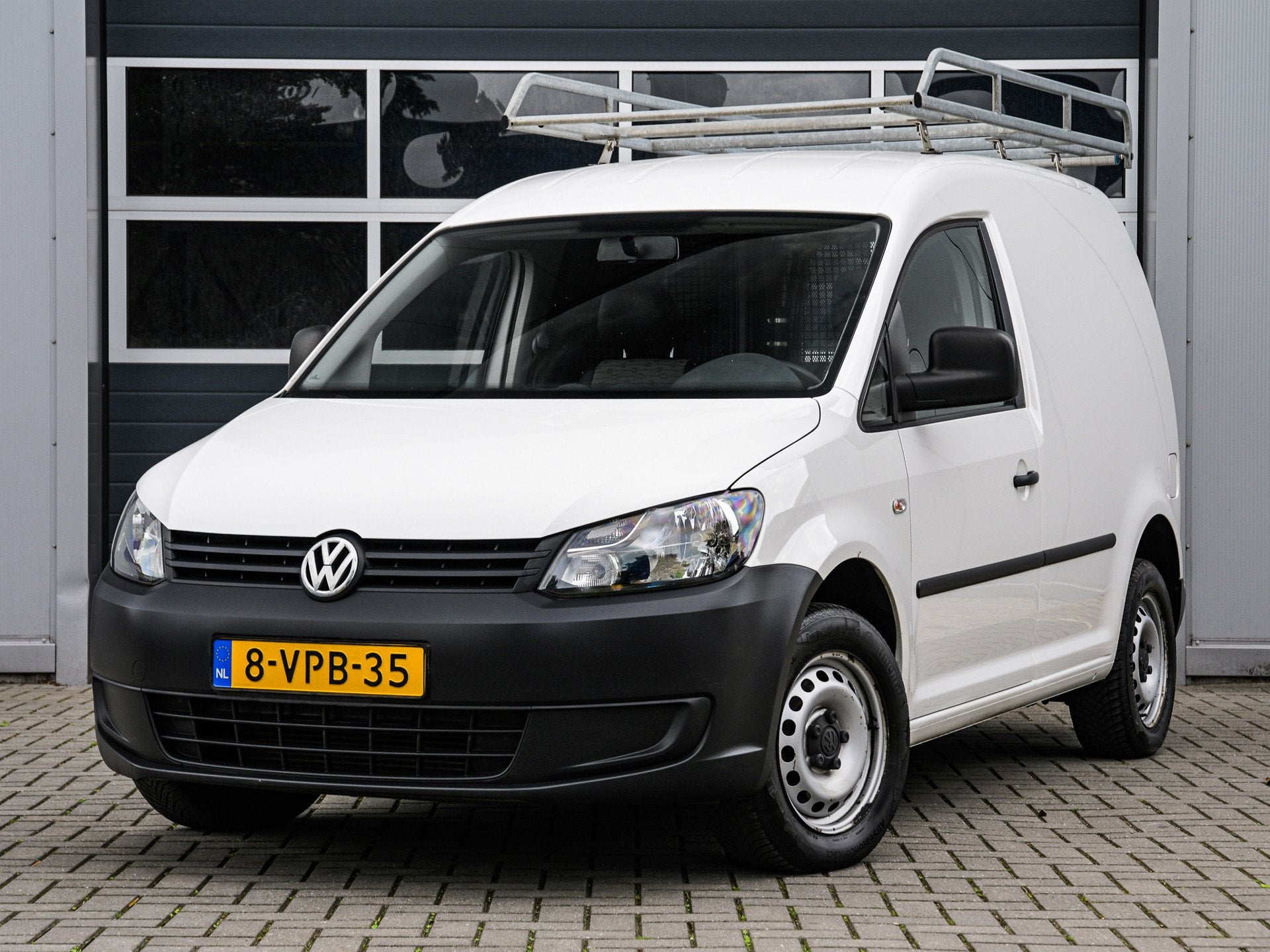 Volkswagen Caddy 1.6 TDI Baseline | Zeer weinig kilometers |, Euro 5, Zwart, 4 cilinders, 700 kg