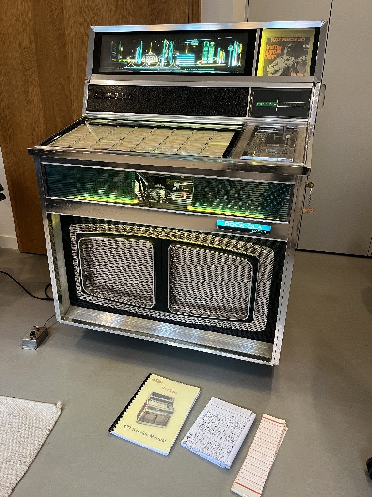 Rock-Ola 437 Ultra jukebox, Verzamelen, Automaten | Jukeboxen, Gebruikt, Rock Ola, 1960 tot 1970, Ophalen
