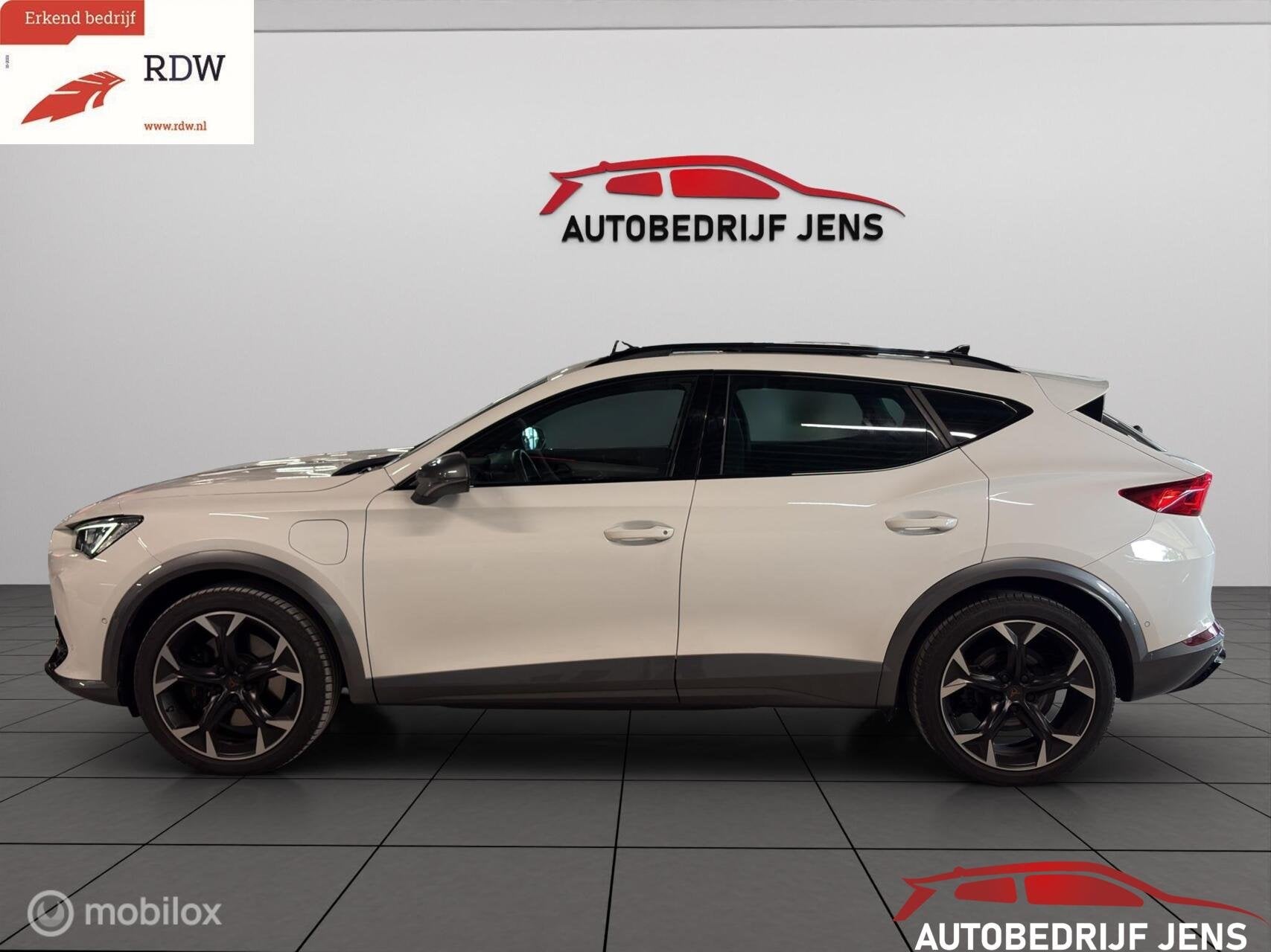 CUPRA Formentor 1.4 e-Hybrid VZ Performance|PANO|st. memory, Auto's, Cupra, Gebruikt, 4 cilinders, Formentor, Wit