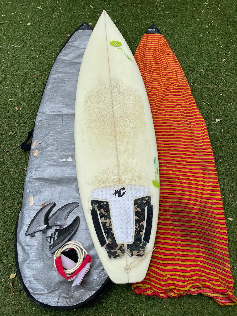 Surfboard with soft and travel case, Ophalen, Gebruikt, Shortboard, Met koord