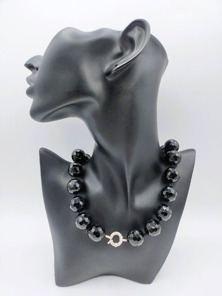 Gitten ketting met zilveren slot, 46,5 cm