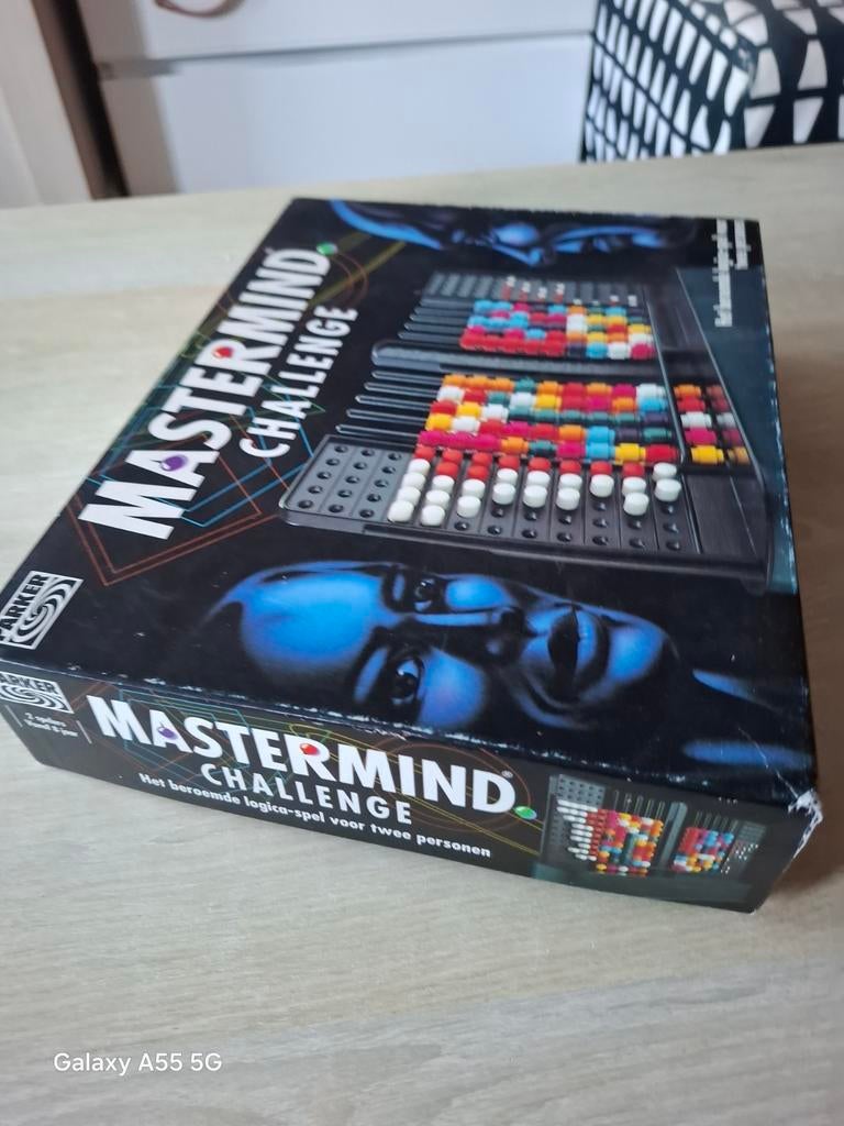 Mastermind Challenge - Het beroemde logica-spel, Hobby en Vrije tijd, Gezelschapsspellen | Bordspellen, Parker, Gebruikt, Een of twee spelers