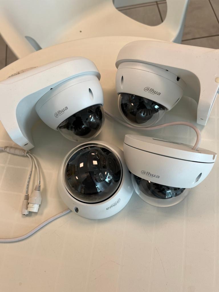 Complete Dahua Beveiligingsset: 4 Camera's, Opslag & Doorsch, Ophalen, Zo goed als nieuw, Binnencamera