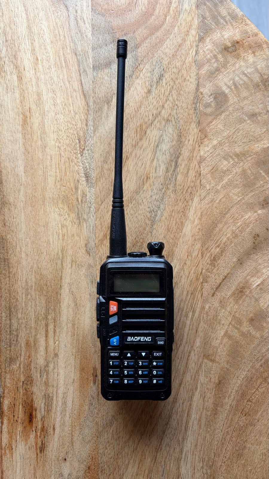 Baofeng UV-5R Portofoon, 5 tot 15 km, Ophalen of Verzenden, Zo goed als nieuw, Portofoon of Walkie-talkie