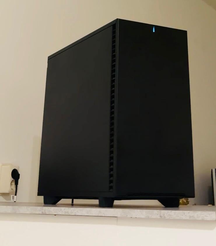 Krachtige Gaming pc i9 9900K - RTX 4060 - 32GB RAM - Wi-Fi, Computers en Software, Desktop Pc's, Ophalen, Virtual Reality, Zo goed als nieuw