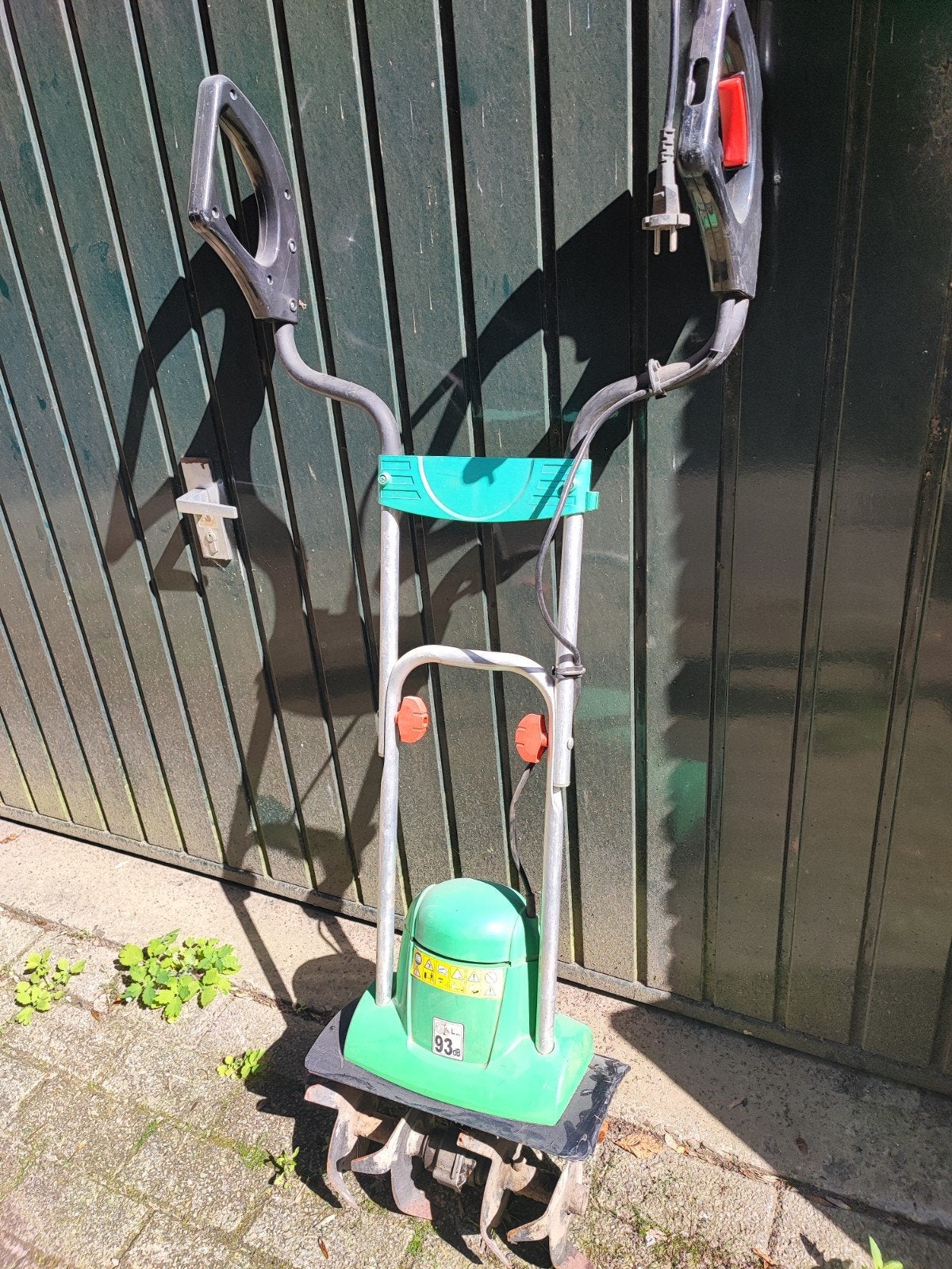 Flora Best FGH 700/9 Cultivator - Elektrische Tuinfrees, Tuin en Terras, Hand-tuingereedschap, Ophalen, Gebruikt, Cultivator, Flora Best