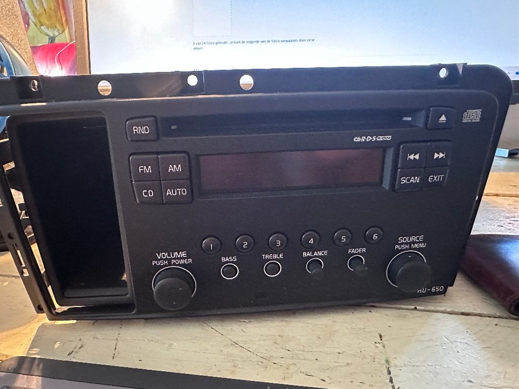 Volvo radio HU 650, Ophalen of Verzenden, Volvo