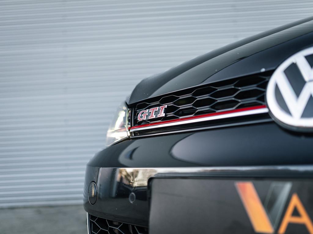 Volkswagen GOLF 2.0 TSI GTI TCR Pano DCC Leer Akra VOL!, 1330 kg, 15 km/l, Gebruikt, 4 cilinders