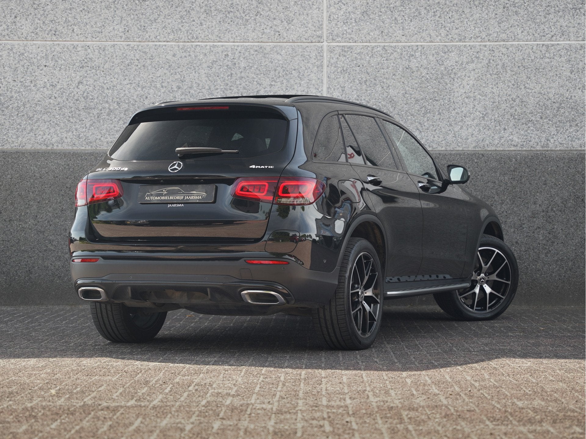 Mercedes-Benz GLC 300de 4MATIC Premium Plus AMG | Kantel/sch, Auto's, Mercedes-Benz, Automaat, Gebruikt, 4 cilinders, Zwart