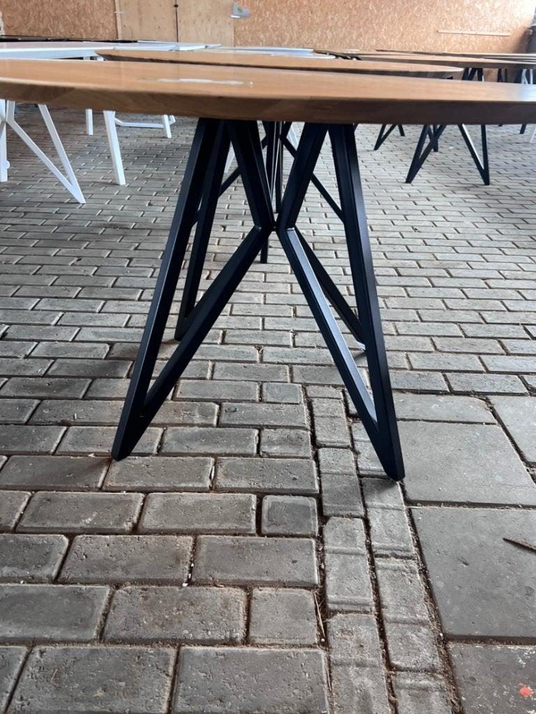 Studio Henk Eettafel rond 130 Eiken Butterfly | €2579 nu, Studio Henk, Rond, Nieuw, Ophalen of Verzenden