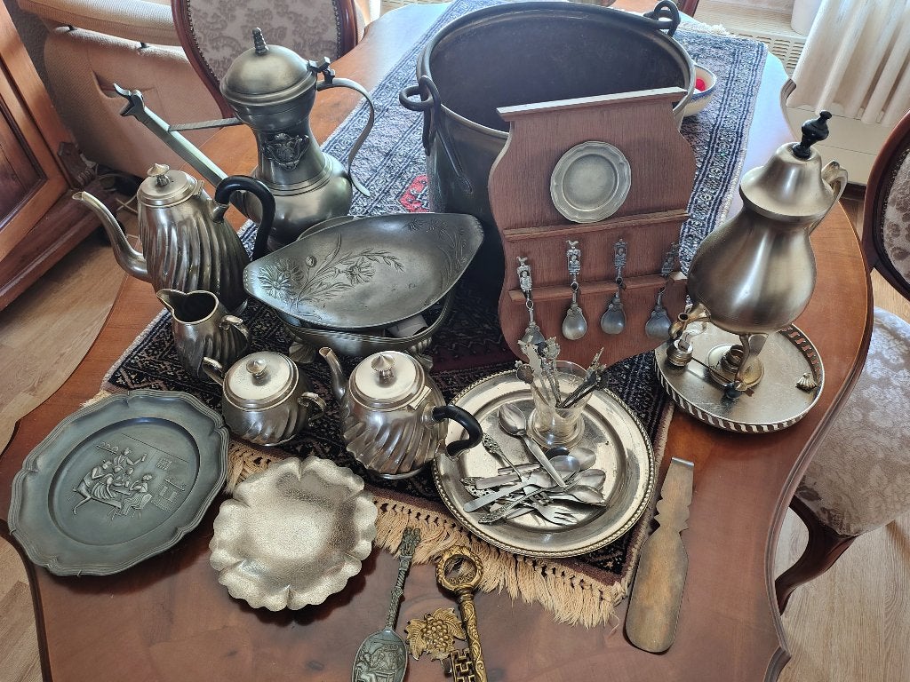 Tin spullen in een koop ., Ophalen