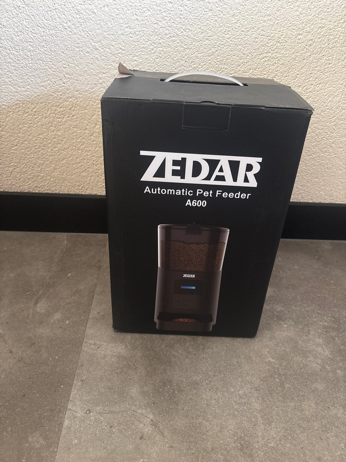 Automatische kattenvoerbak Zedar 2025, Ophalen of Verzenden, Gebruikt