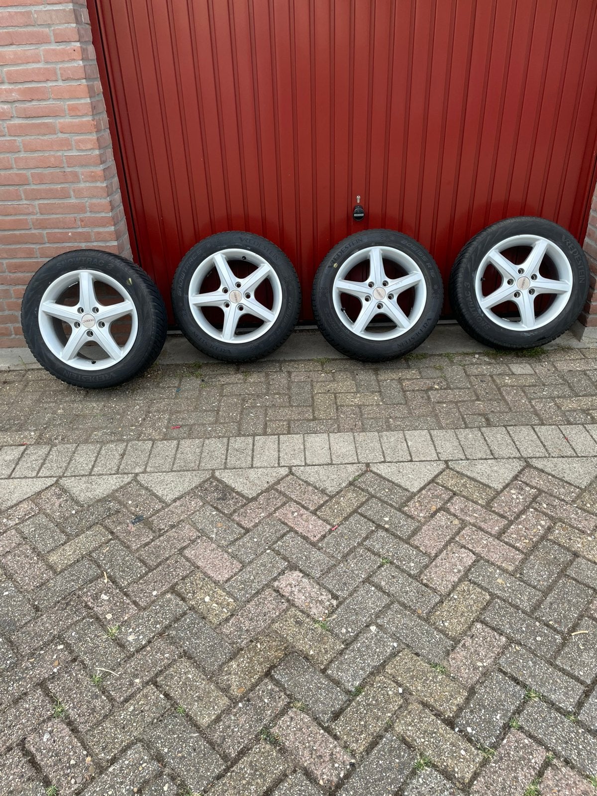 Toyota Auris velgen, Ophalen, Toyota