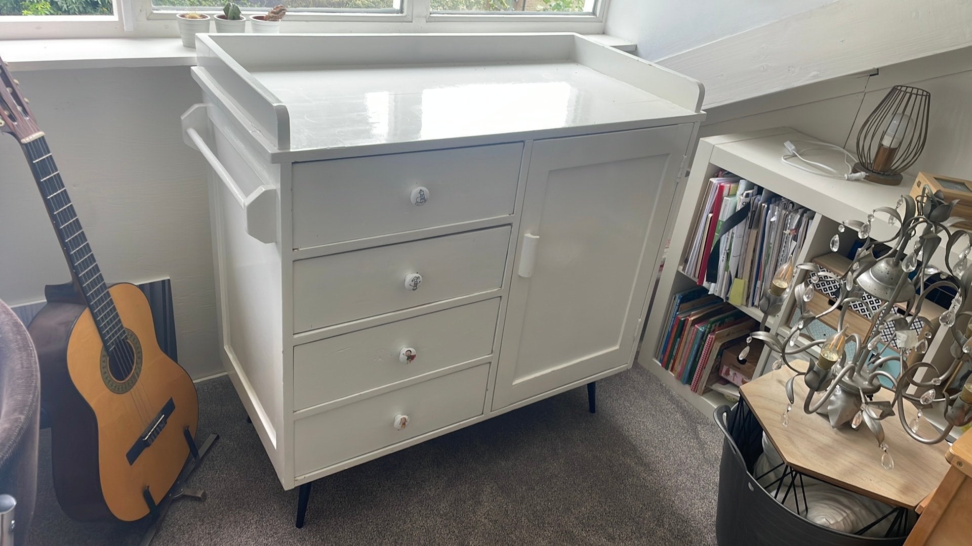 Klassieke Commode - baby verkleed tafel, Ophalen, Zo goed als nieuw, 100 tot 150 cm