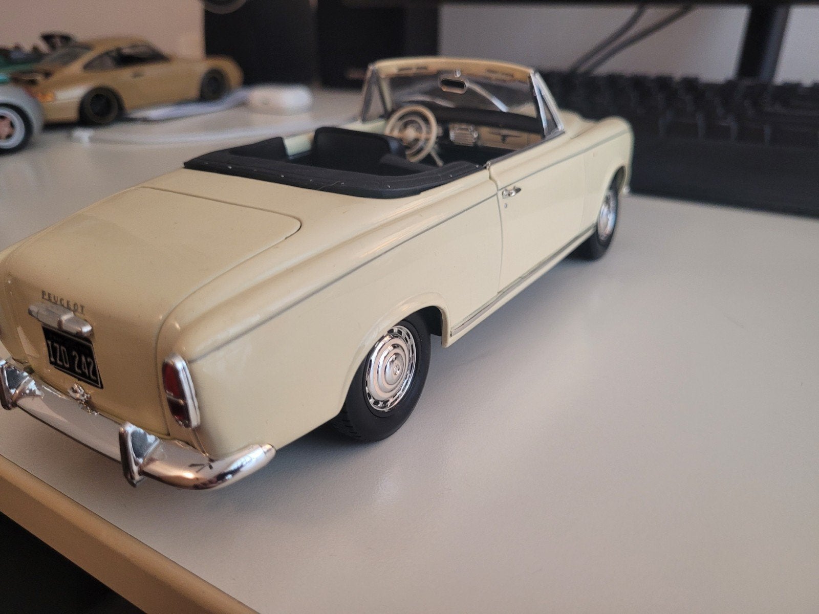 Peugeot 403 cabrio, N, Auto, Norev, Ophalen of Verzenden
