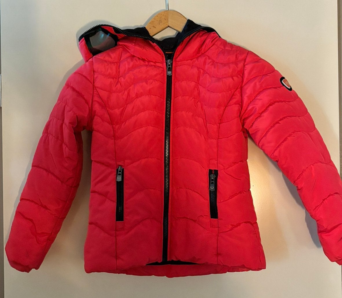 Ski jas van Outerwear in maat 128, Ophalen of Verzenden, Zo goed als nieuw, Meisje, Jas