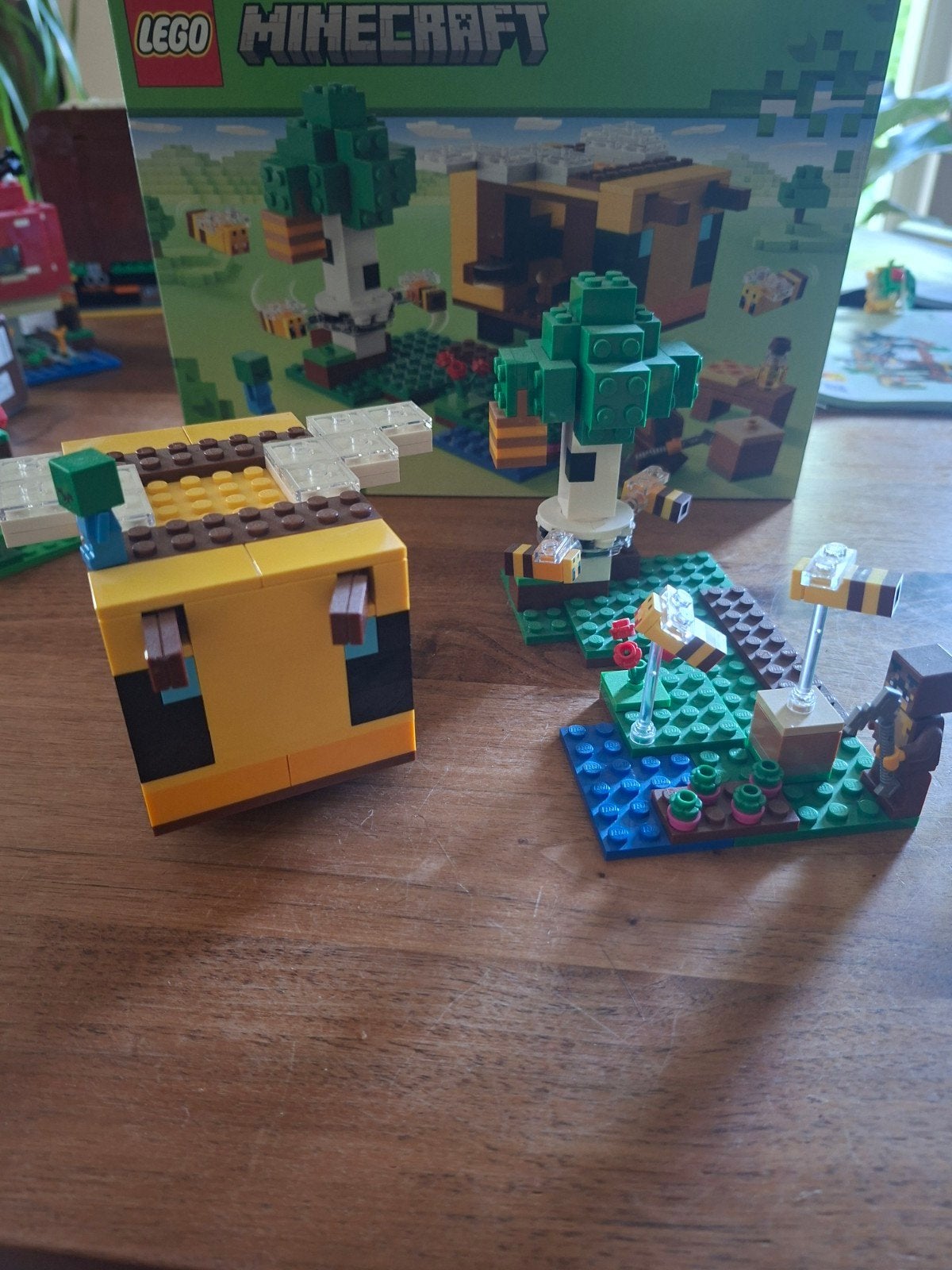 Lego Minecraft The Bee Cottage 21241, Compleet, Minecraft, Lego, Ophalen of Verzenden