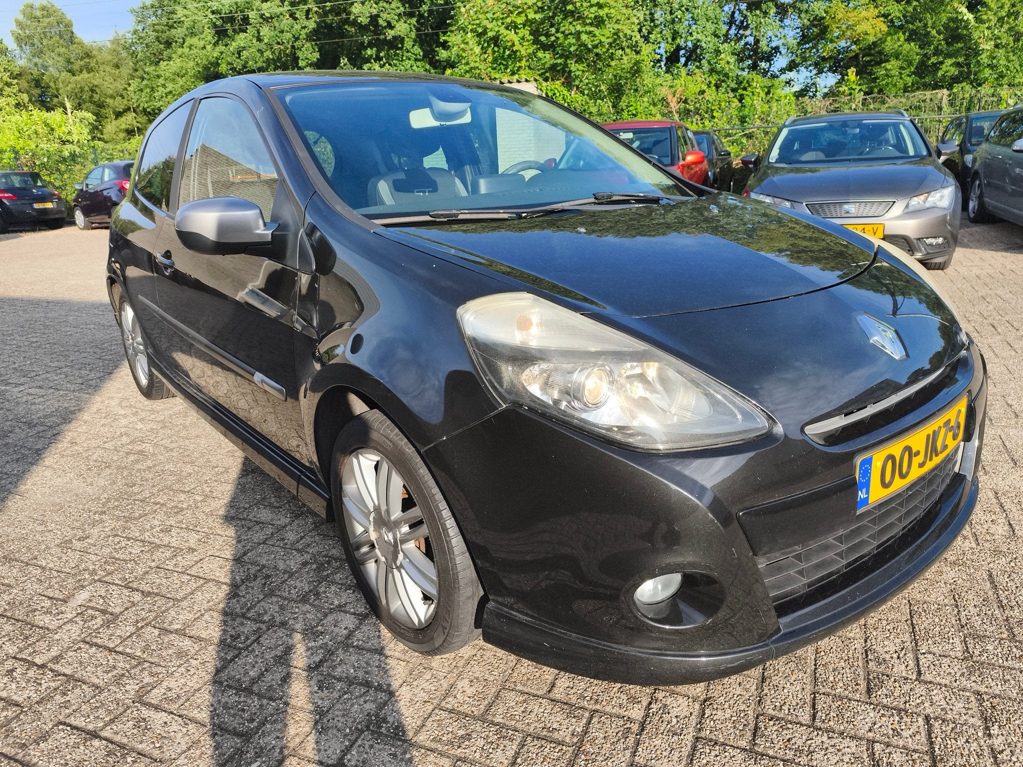 Renault Clio 1.6 16V 128 GT (bj 2009), Voorwielaandrijving, Gebruikt, Automatische klimaatregeling, 4 cilinders
