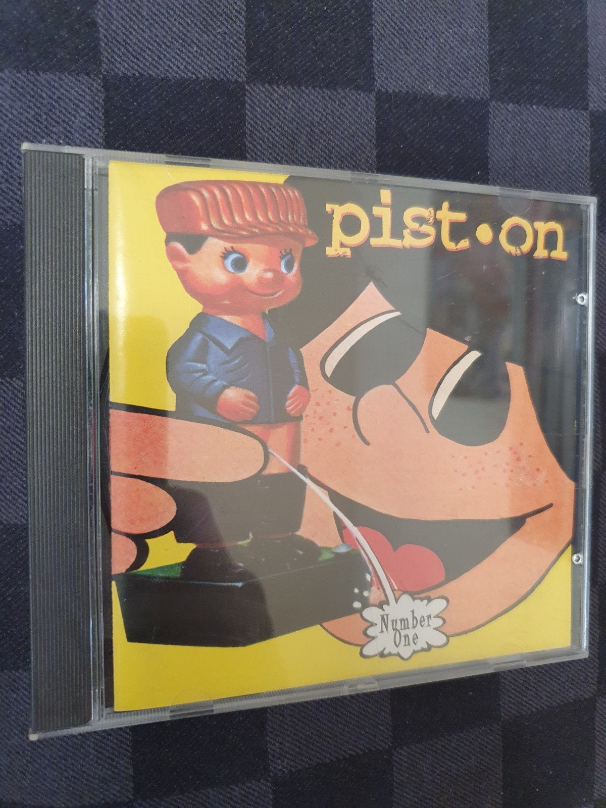 Pist • on number one (uk), Verzenden, Gebruikt