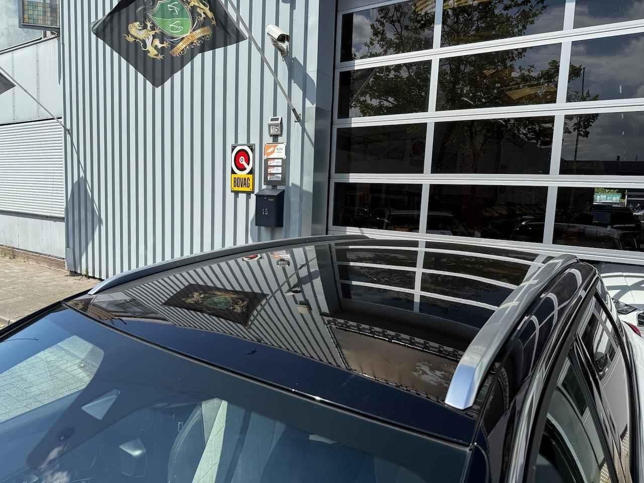 Peugeot 3008 1.6 HYbrid4 300 GT 300PK LMV-19/NAVI/LEER/360º, 4 cilinders, Wit, Bedrijf, Vierwielaandrijving
