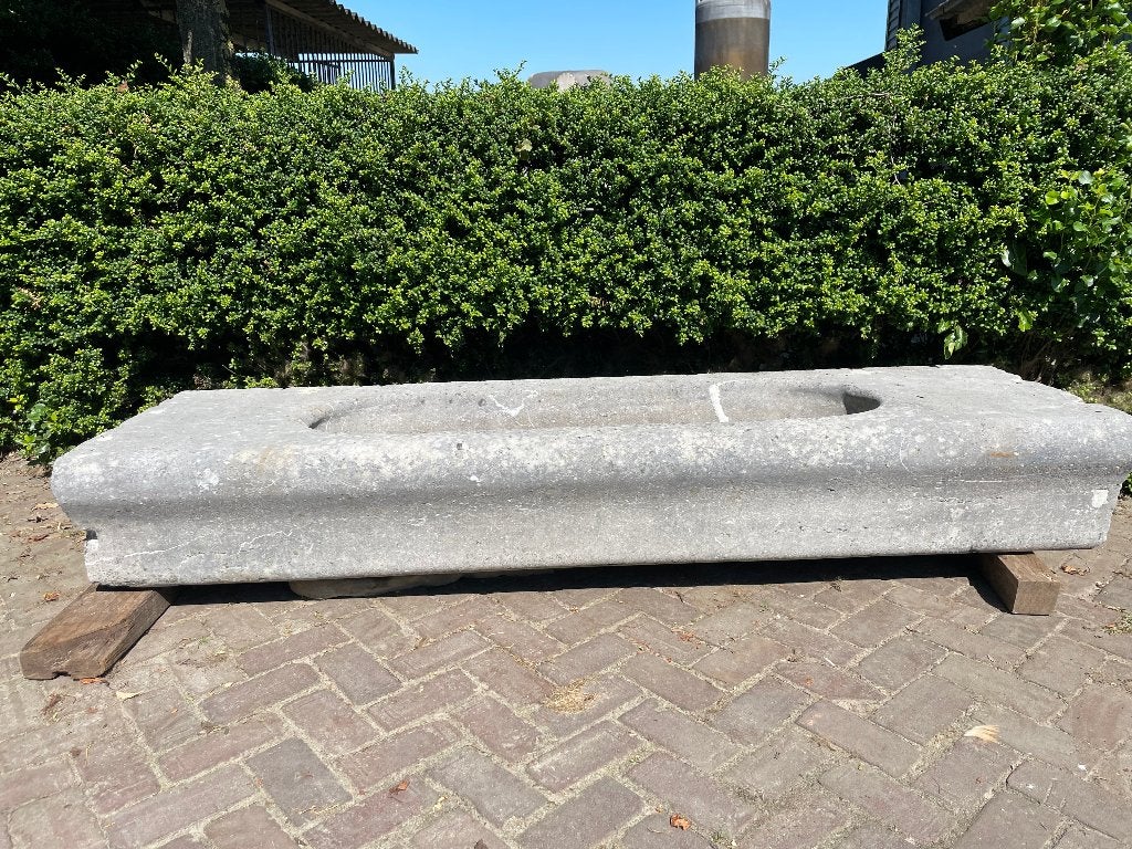 oude arduinen voederbak, trog., Ophalen, Gebruikt