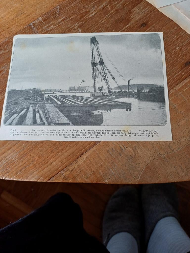Knipsel vervoer draaibrug Amsterdam 1909, Ophalen of Verzenden, Voor 1920, Knipsel(s)