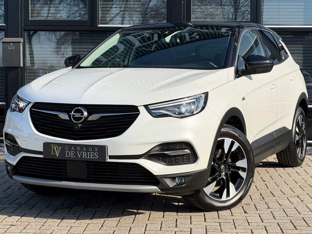 Opel Grandland X 1.6 Turbo Ultimate Aut Parelmoer 1600KG Tre, Auto's, Opel, Gebruikt, Zwart, 4 cilinders, 181 pk