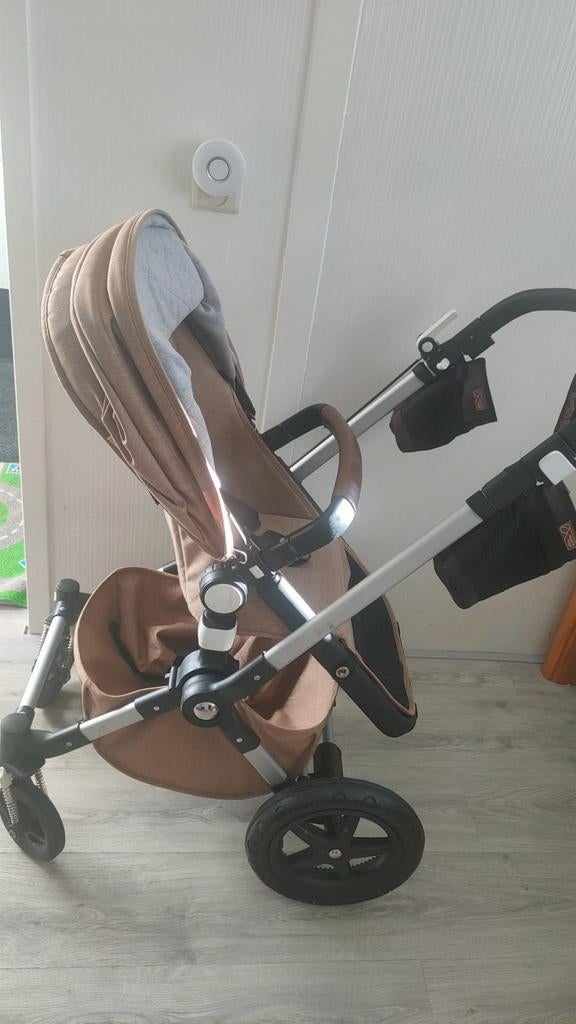 Quinny kinderwagen bruin, Ophalen of Verzenden, Gebruikt, Bugaboo, Verstelbare duwstang