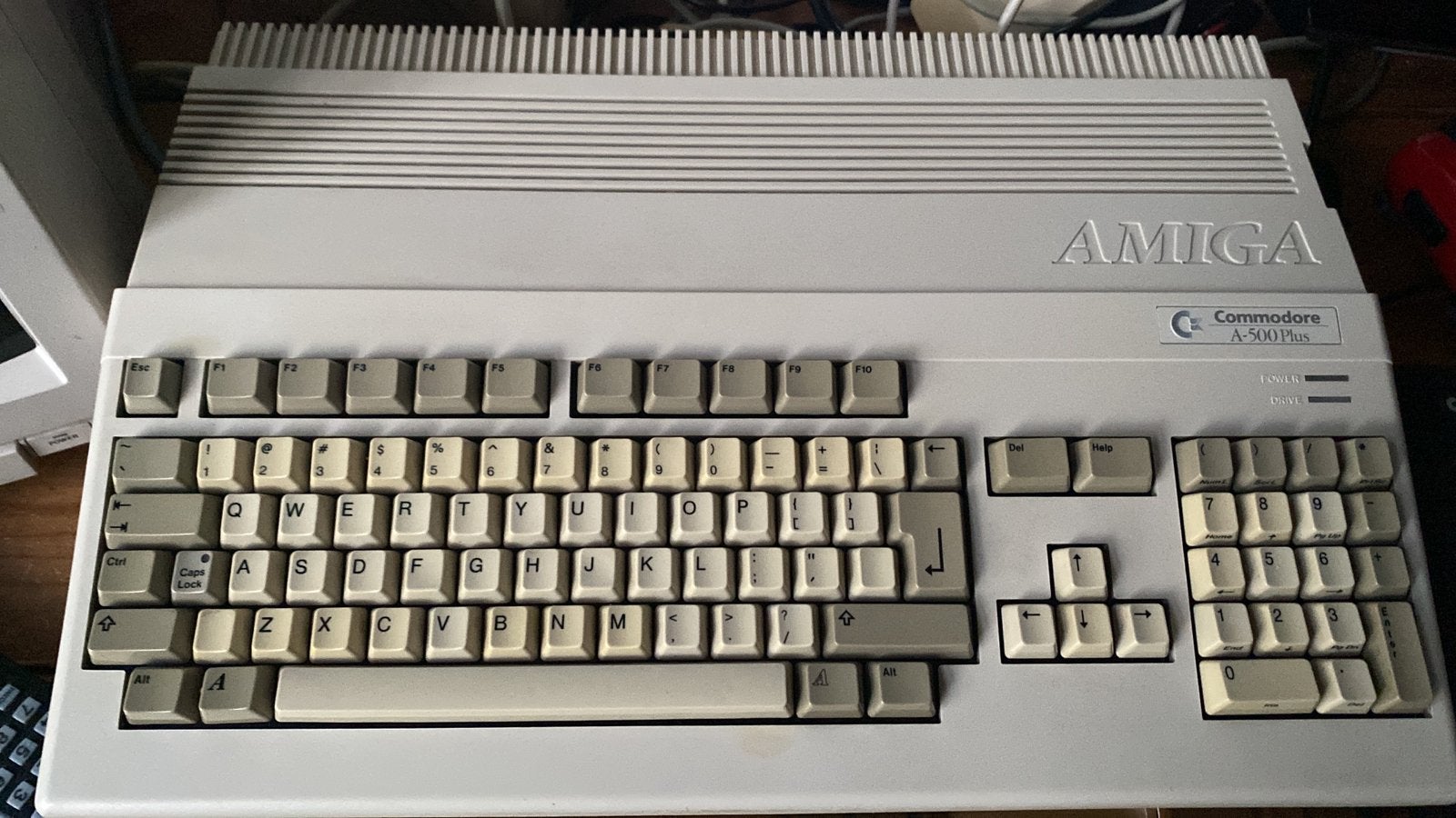 Amiga 500 PLUS,2 mb chip ram,voeding (recapped),muis, Computers en Software, Vintage Computers, Ophalen of Verzenden