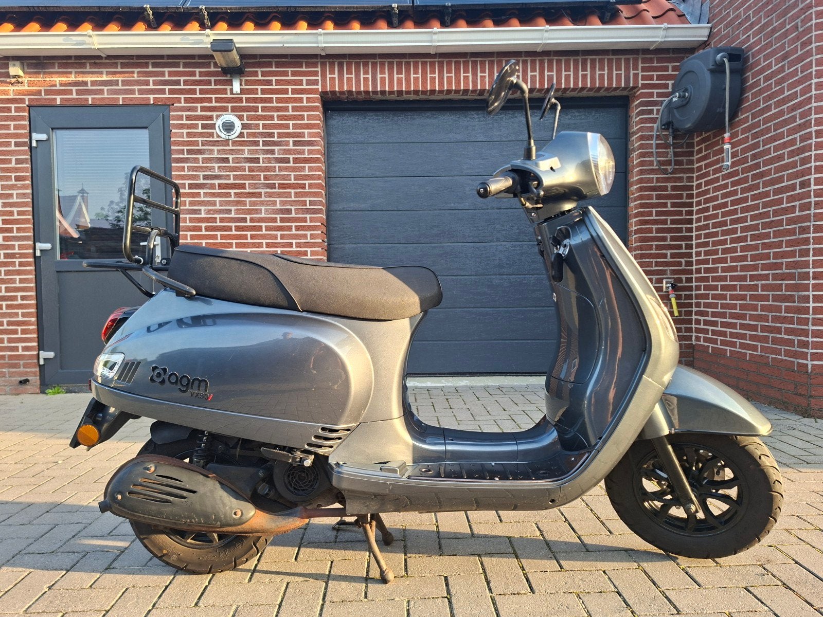AGM VX50 scooter - Zo goed als nieuw, Ophalen of Verzenden, Zo goed als nieuw, Benzine, Overige merken