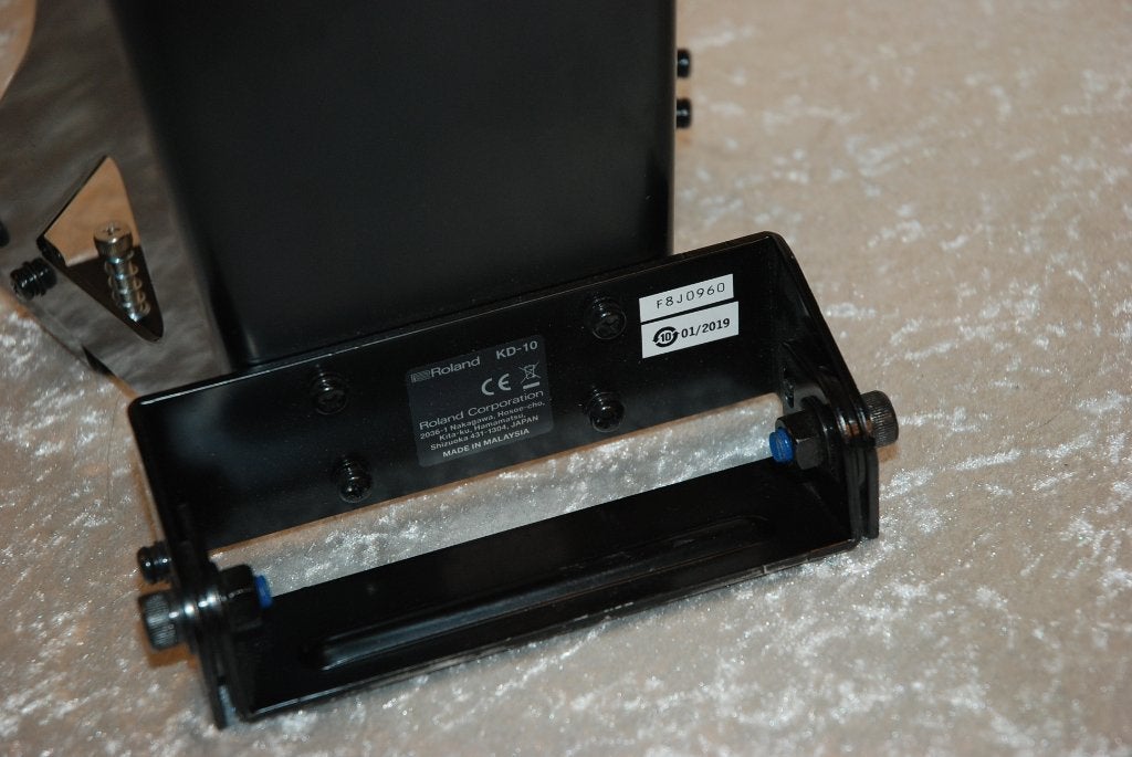 Roland Basdrum trigger  KD-10  <26261321>, Muziek en Instrumenten, Instrumenten | Onderdelen, Gebruikt, ., Drums of Percussie