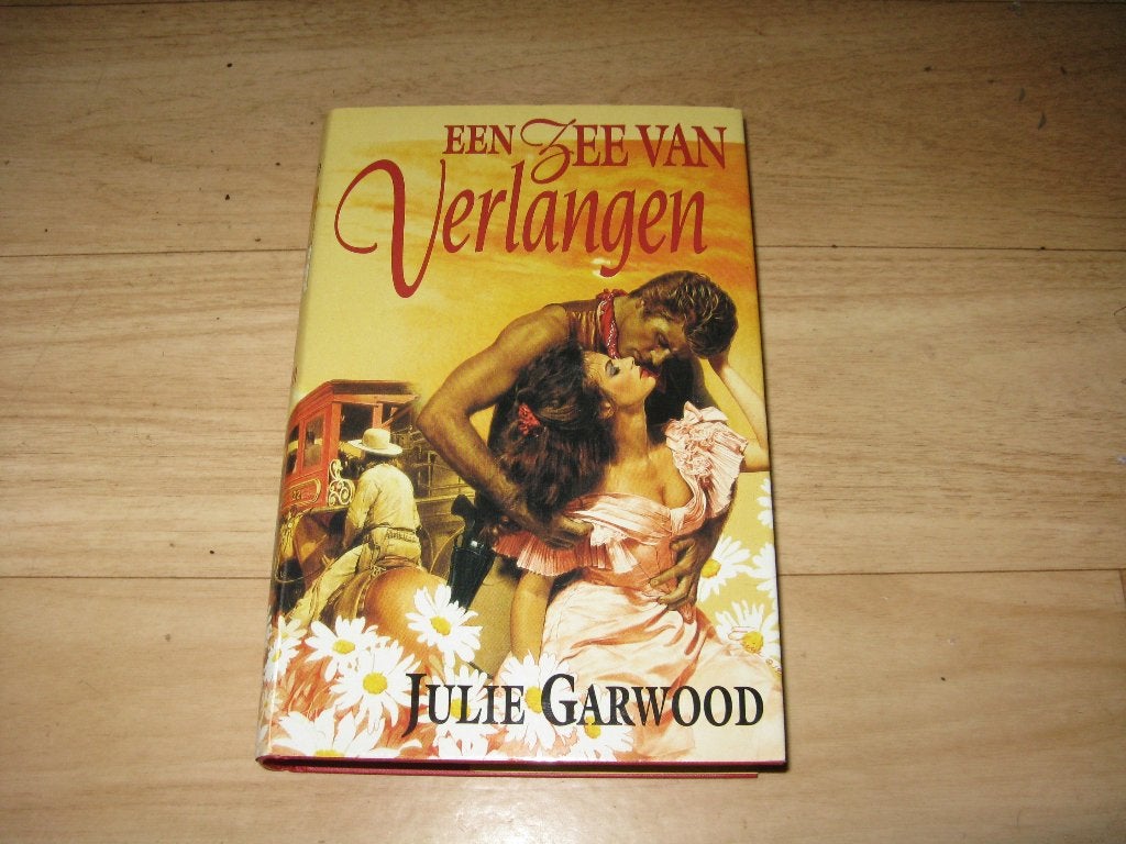 Julie Garwood - Een zee van verlangen, Boeken, Romans, Gelezen, Ophalen of Verzenden