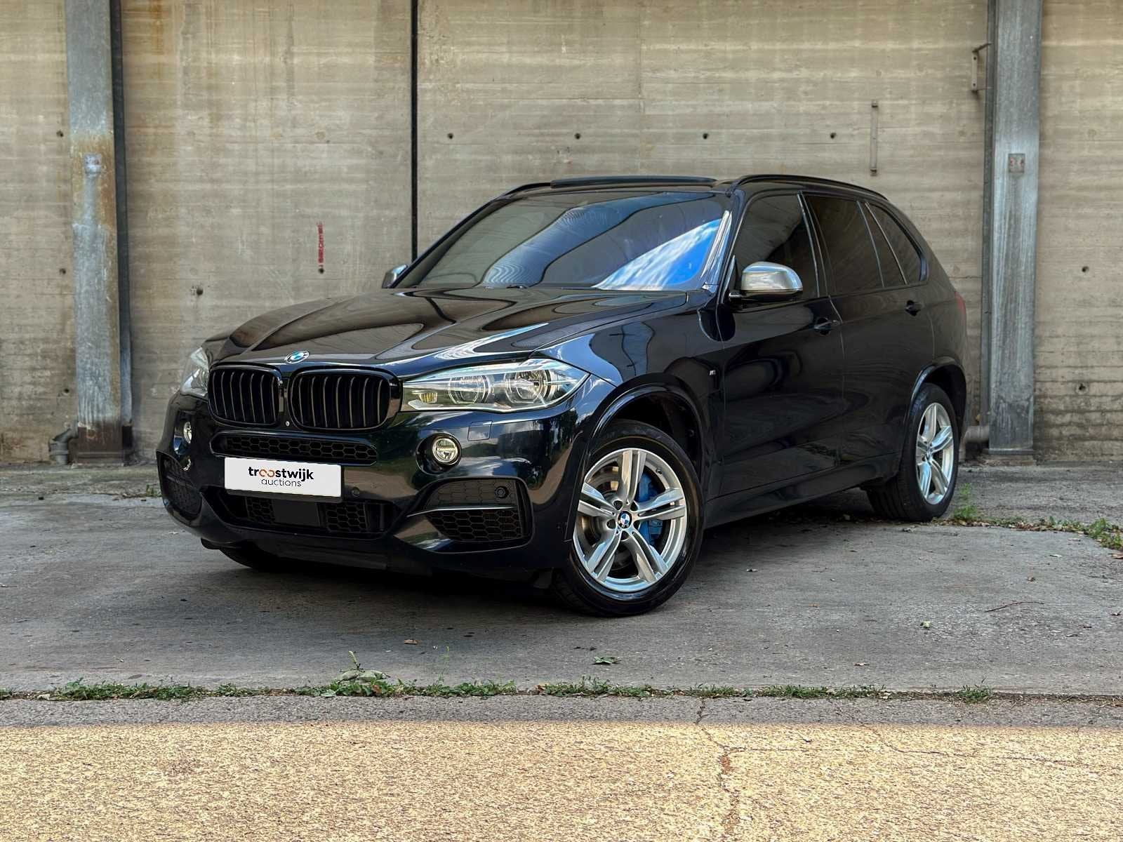 BMW X5 M50d 381pk 2013, SH-955-S, Auto's, BMW, Automaat, 15 km/l, 2993 cc, Zwart