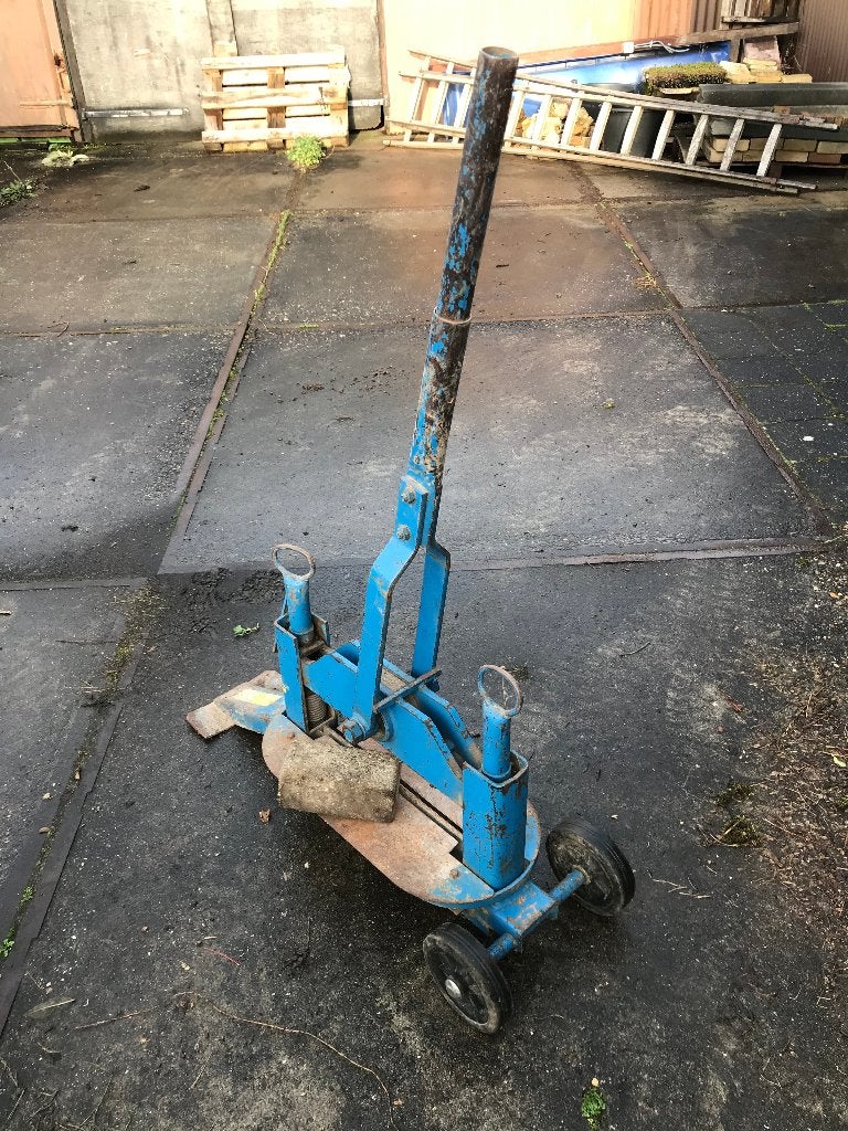 Stenenknipper verstelbaar Revo, Ophalen, Gebruikt, Beton, Terrastegels
