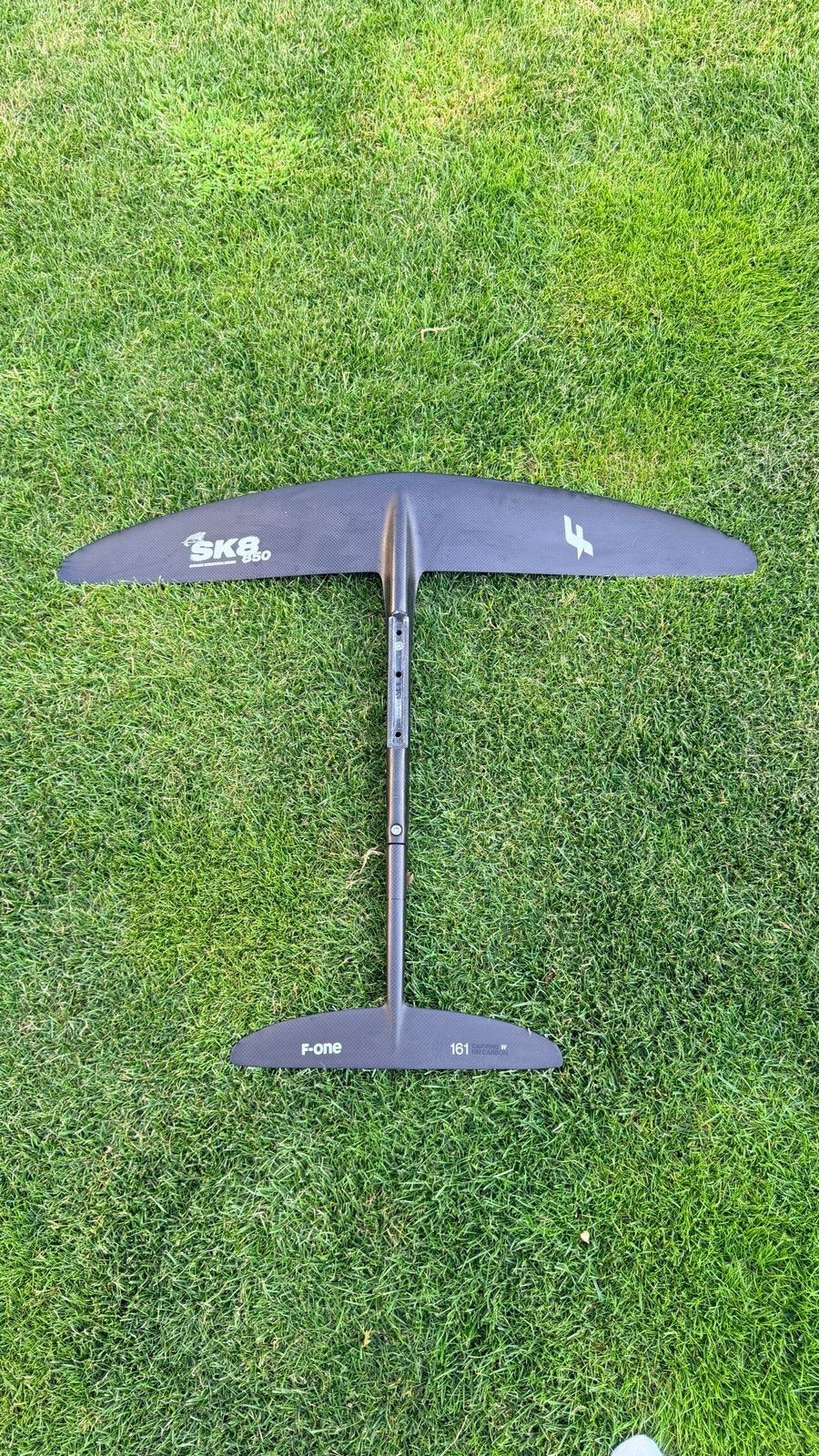 F-One SK8 850 v2 plane foil, Watersport en Boten, Wingsurfen, Verzenden, Zo goed als nieuw, Wingsurf-hydrofoil