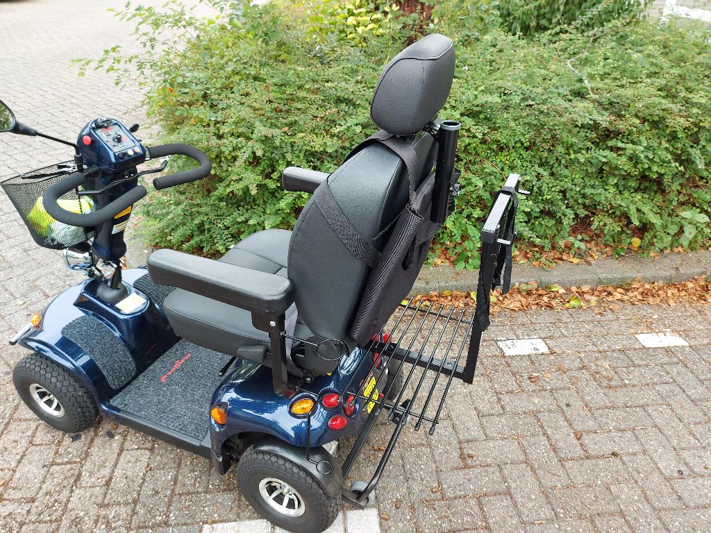 Comfortabele en Betrouwbare Mango Tiger 4 Scootmobiel (2021), Ophalen, Gebruikt, Elektrische rolstoel
