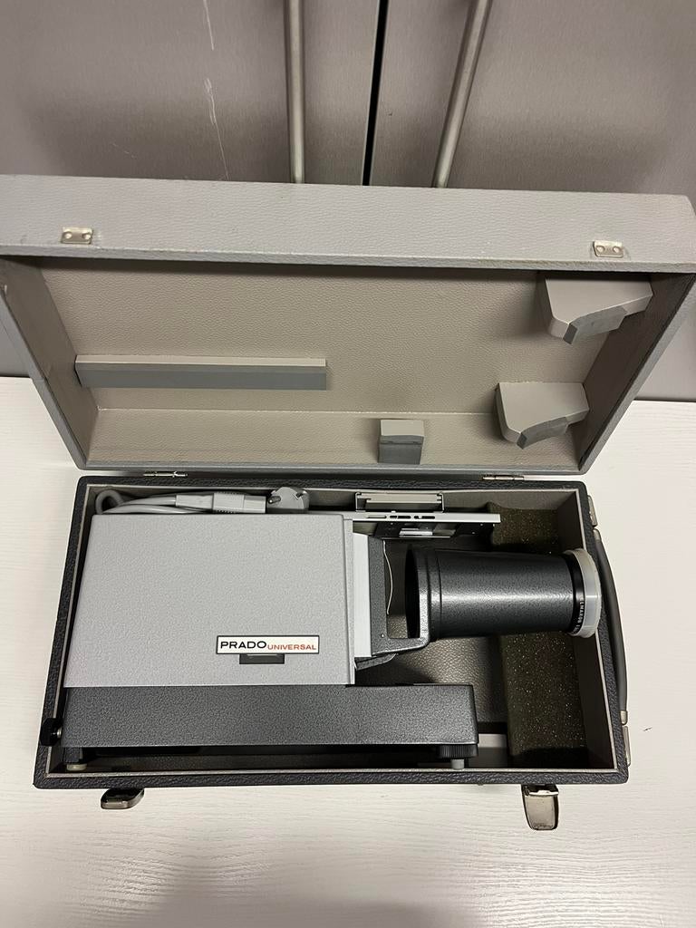 Complete Leitz Prado Universal – Elmaron 150mm – In Koffer, Ophalen of Verzenden, Gebruikt