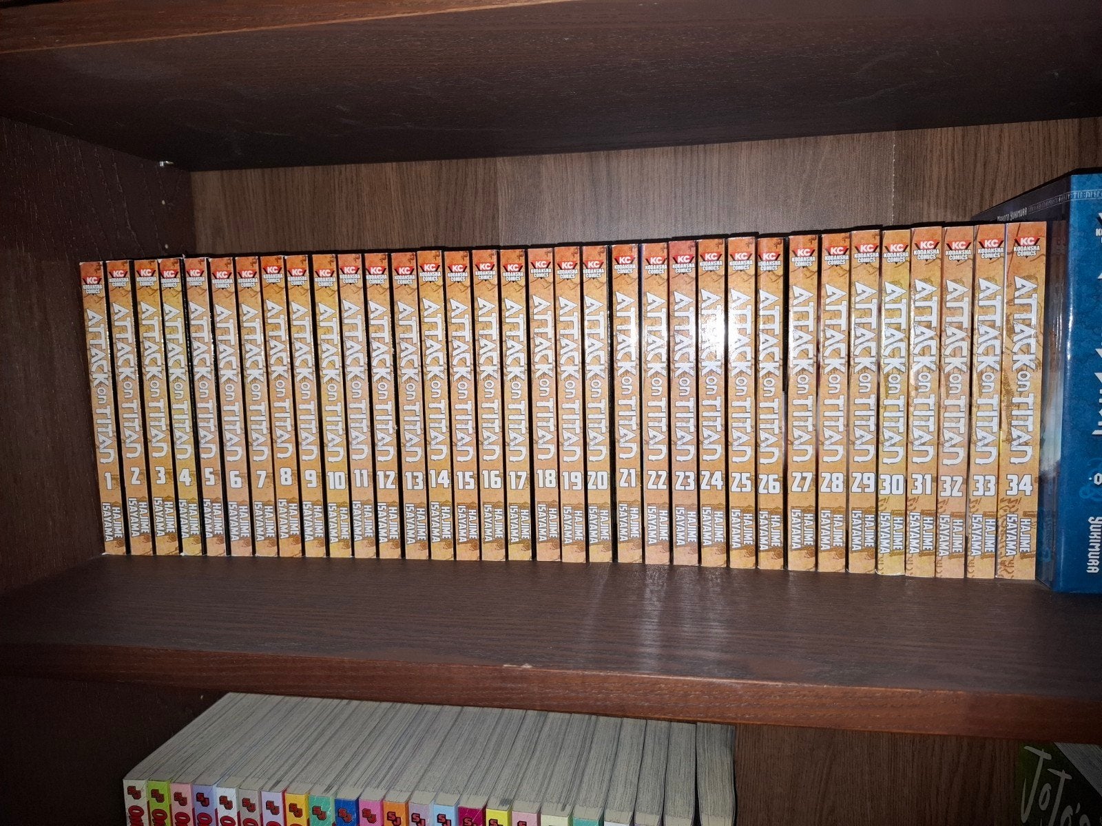 Attack on Titan Manga Complete Serie (volume 1-34), Ophalen, Complete serie of reeks, Zo goed als nieuw, Hajime Isayama