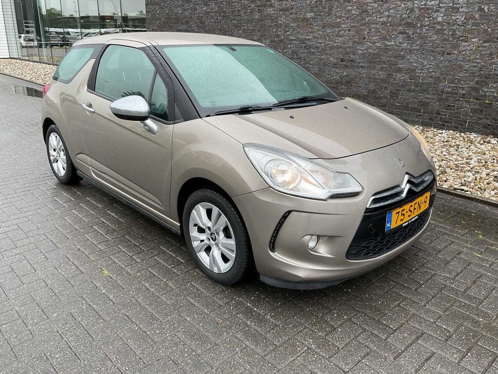 2011 Citroen DS3 1.4 Chic Personenauto, Auto's, Citroën, Bedrijf, DS3, Benzine, Euro 5, B, Hatchback, Gebruikt
