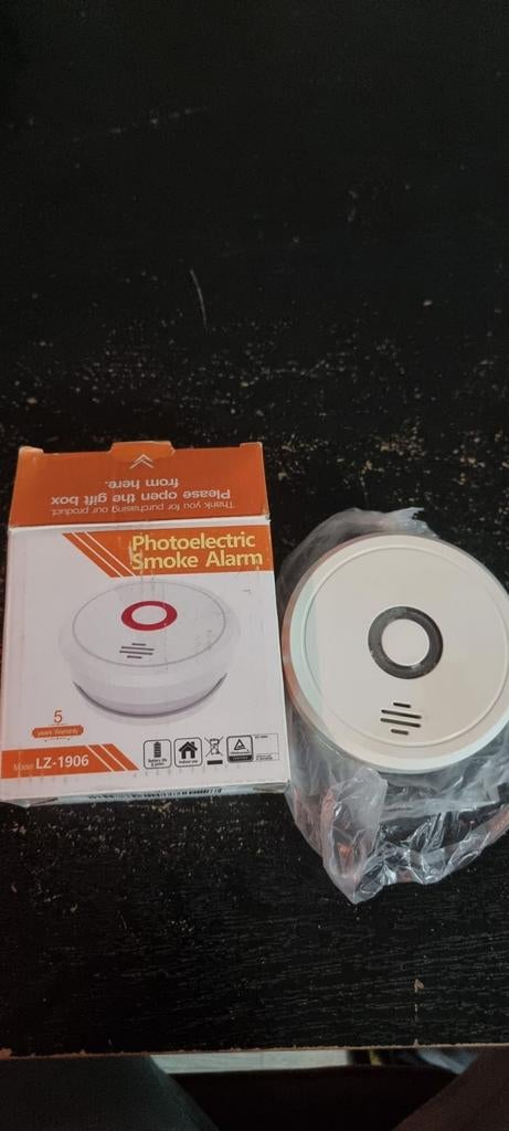 Nieuwe rookmelder, Ophalen, Nieuw, Detector, Sensor of Melder, Rook