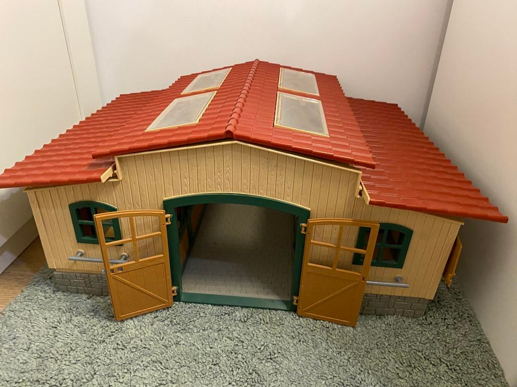Sleich stal + accessoires, Ophalen, Zo goed als nieuw, Poppenhuis