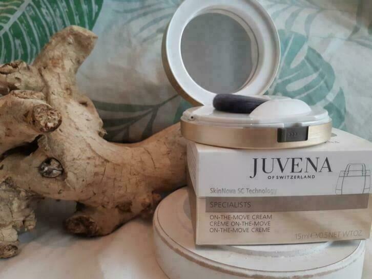NIEUW Juvena specialists on the move crème, skin nova, 15 ml, Ophalen of Verzenden, Nieuw, Gehele gezicht