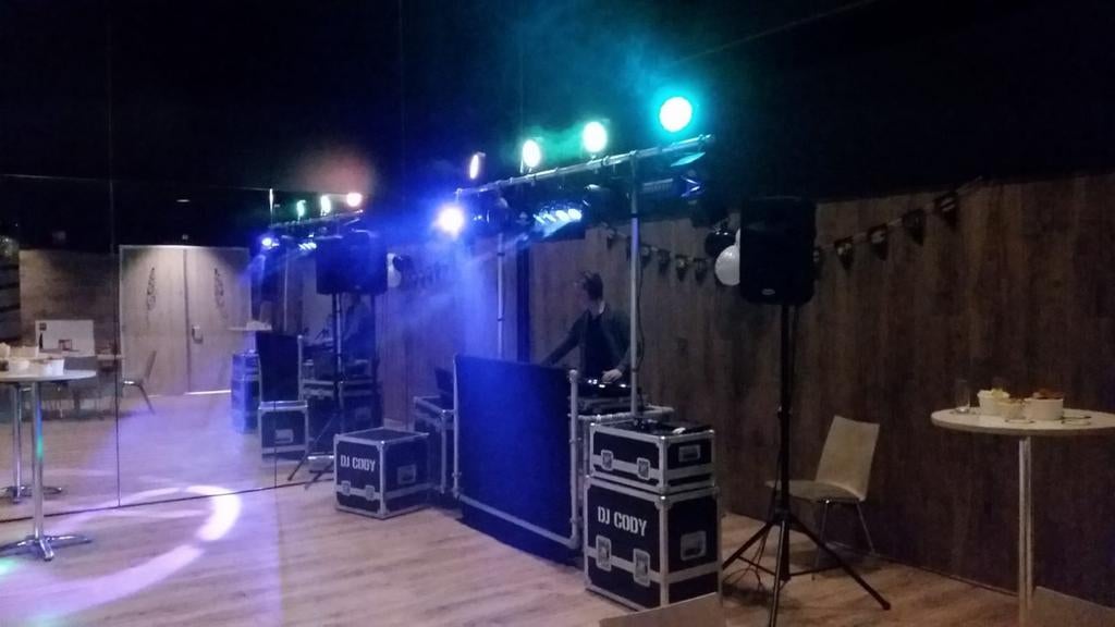 Dj-Cody voor al uw feesten en partijen, Dj