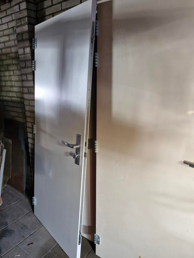 Massieve  40 mm Slagvaste deur met Stijl en SKG 3  3puntsl., 80 tot 100 cm, Binnendeur, Ophalen of Verzenden, Zo goed als nieuw